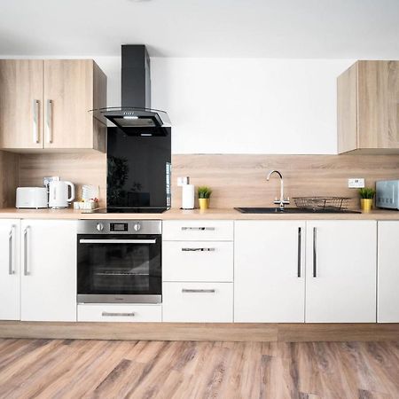 Birmingham City Centre - New Apartment - Smart Tv - Wifi - Intercom - Top Rated Exterior photo